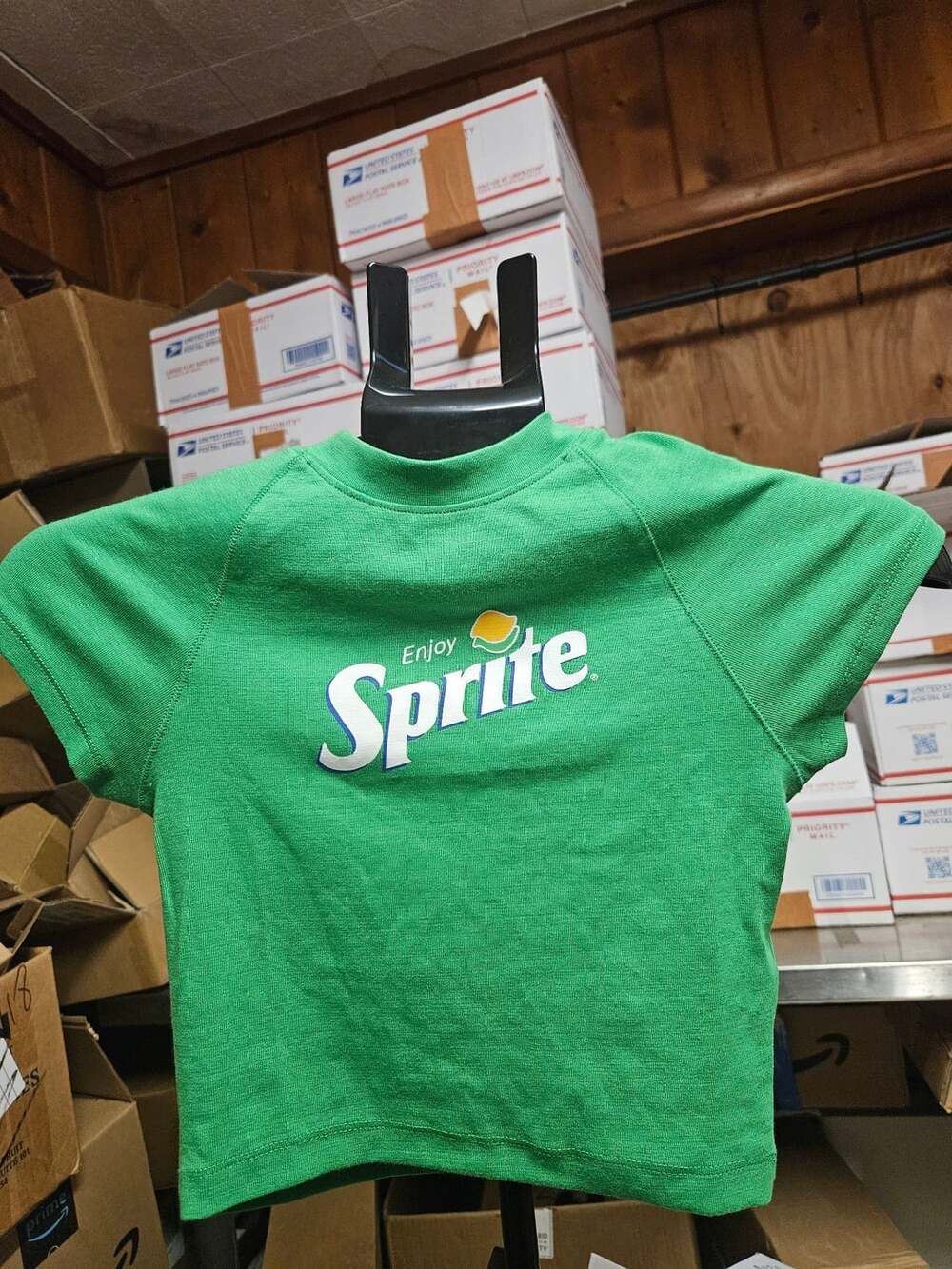 (303 ) Sprite Enjoy Sprite Green Crop Top Tee Size S